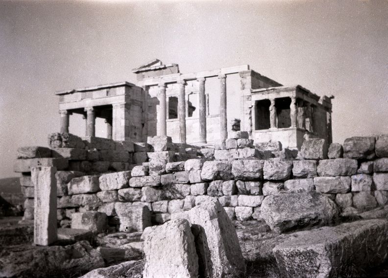 acropolis36.jpg